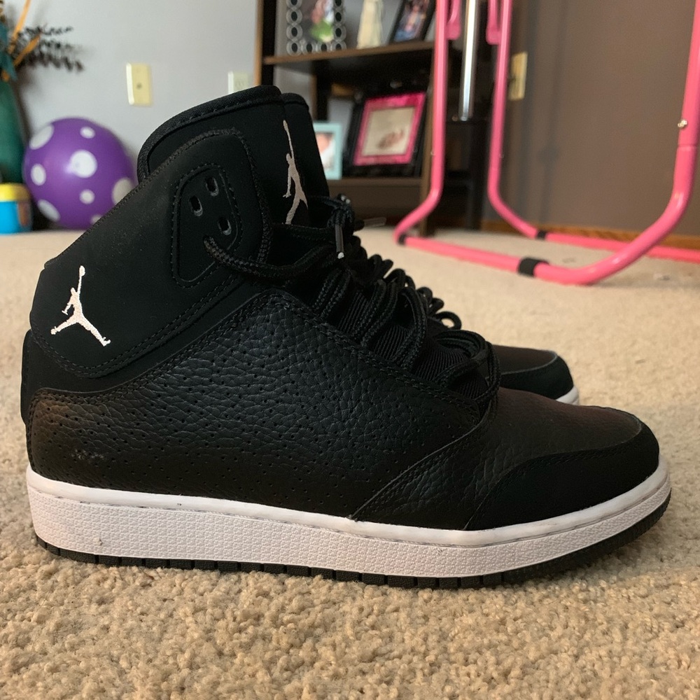 Jordan Shoes Size 5Y